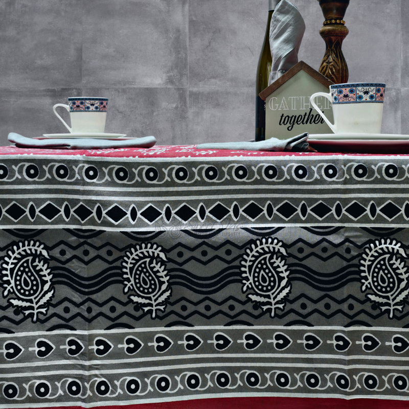 Nappe Paisley, Rouge