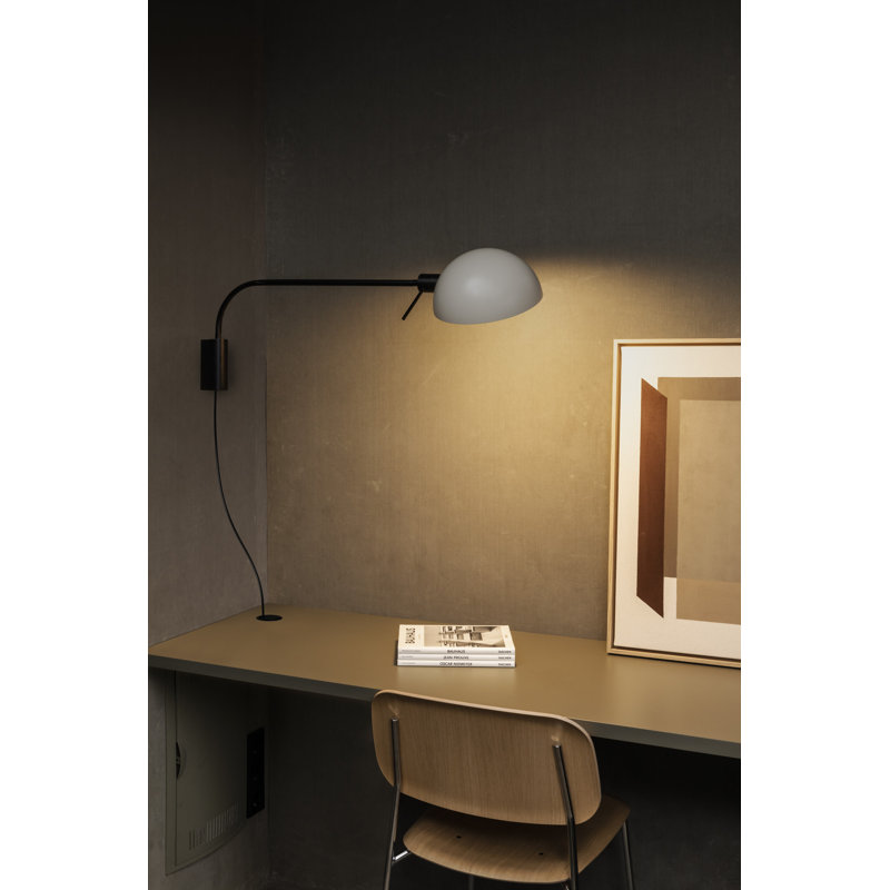 Dominica Wall Lamp, Black