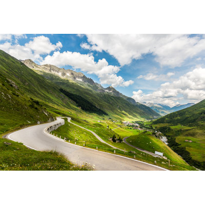 " Swiss Alps Pass "
