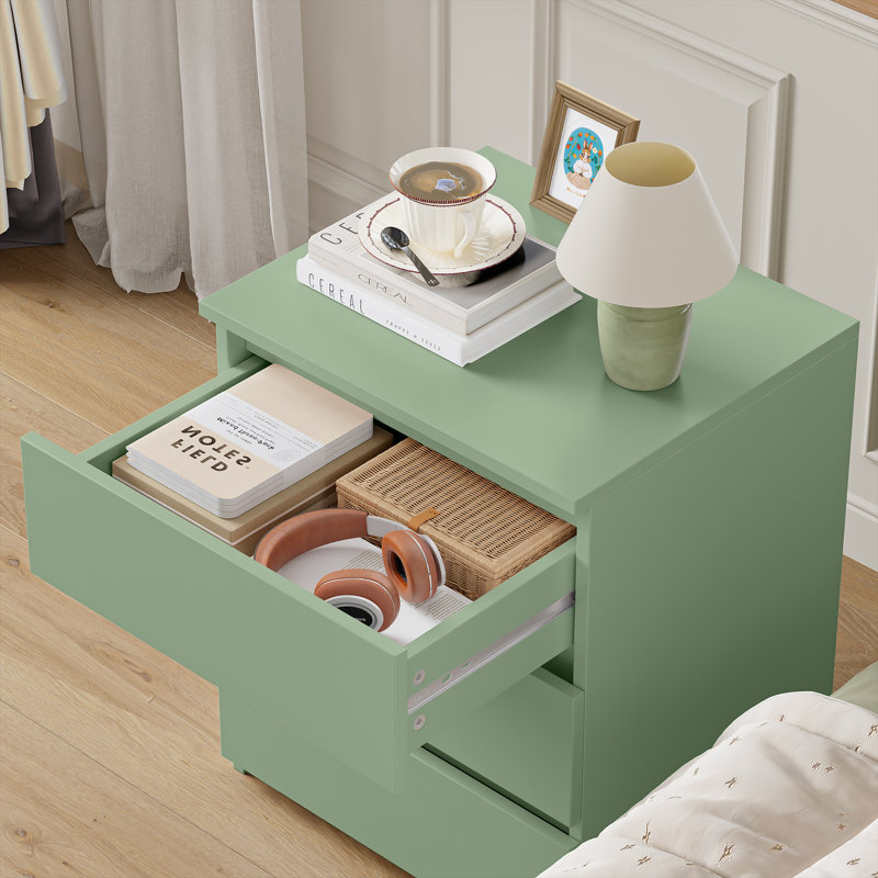 Bozidar 3 - Drawer Nightstand, Green