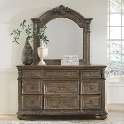Avera Opt Dresser & Mirror Set