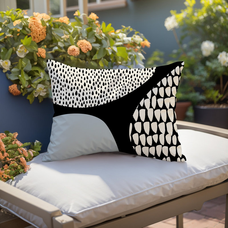 Coussin lombaire réversible intérieur / extérieur Vikka, H 18 po x l 25 po, Gris / noir / blanc cassé