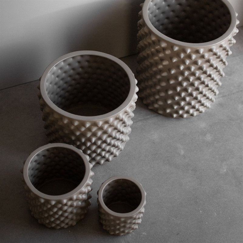 Cloudy Planter, 5.12" H x 5.91" W x 5.91" D