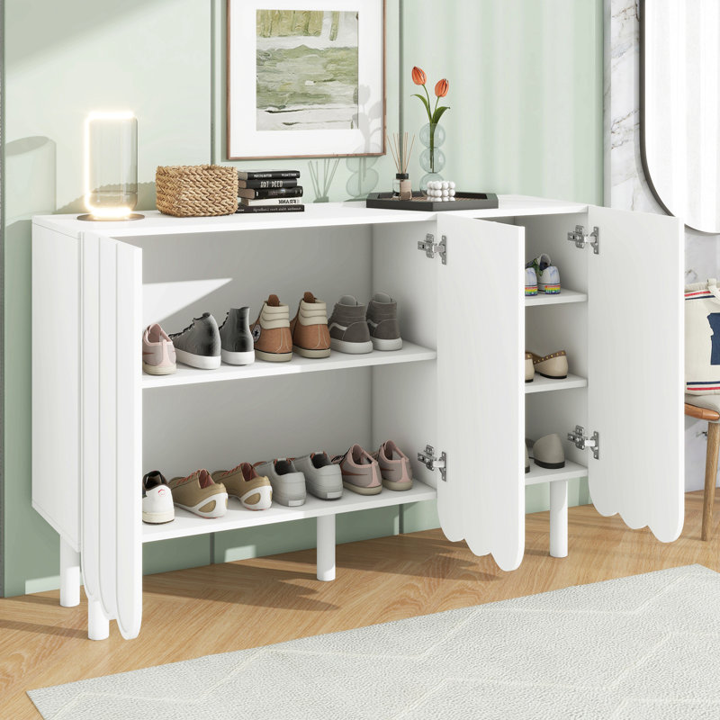 Armoire à chaussures minimaliste de style crème avec 5 pieds en bois massif, armoire buffet avec tablettes réglables, grande armoire de rangement avec portes ondulées pour le salon