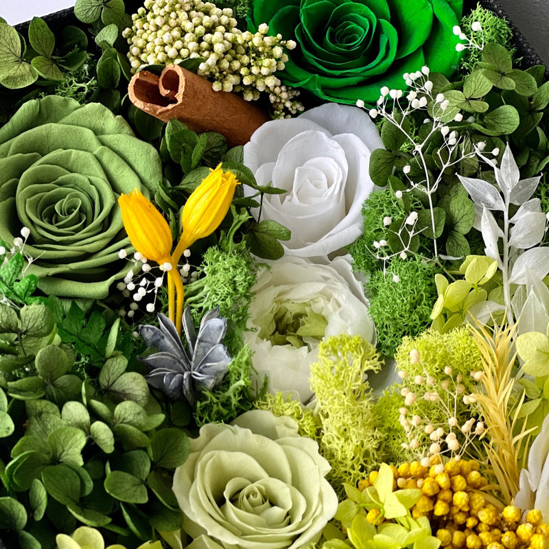 Arrangement floral Garden Rose en boîte