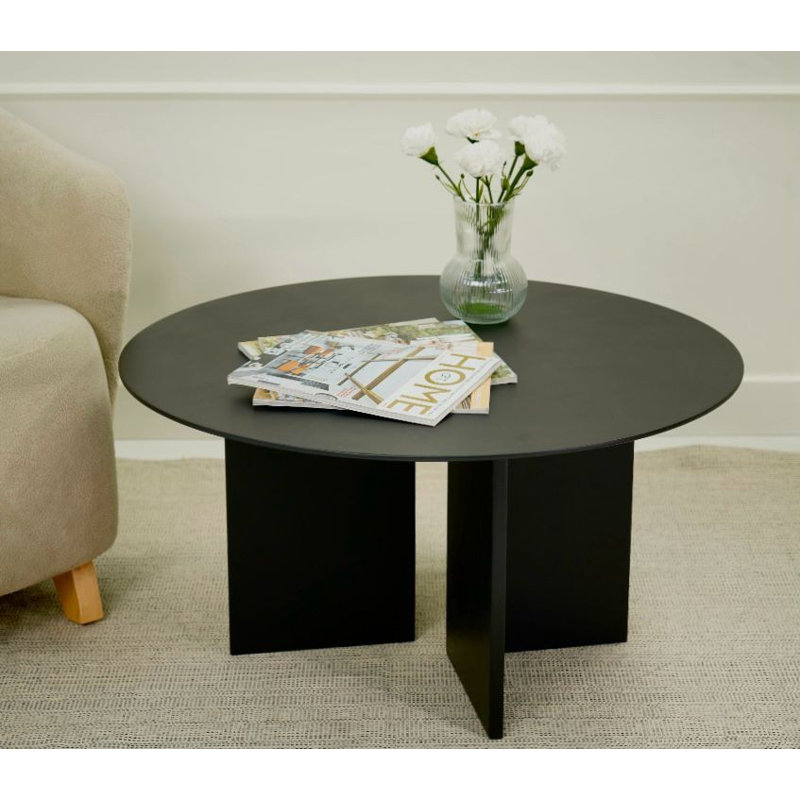 Table basse moderne noire 31,5 po x 16,5 po x 31,5 po | Fabrication durable en panneau de fibres à densité moyenne à 100%, épaisseur: 0,7 po | Conception élégante de couleur unie, parfaite pour le salon et les espaces contemporains, élégante et fonctionnelle