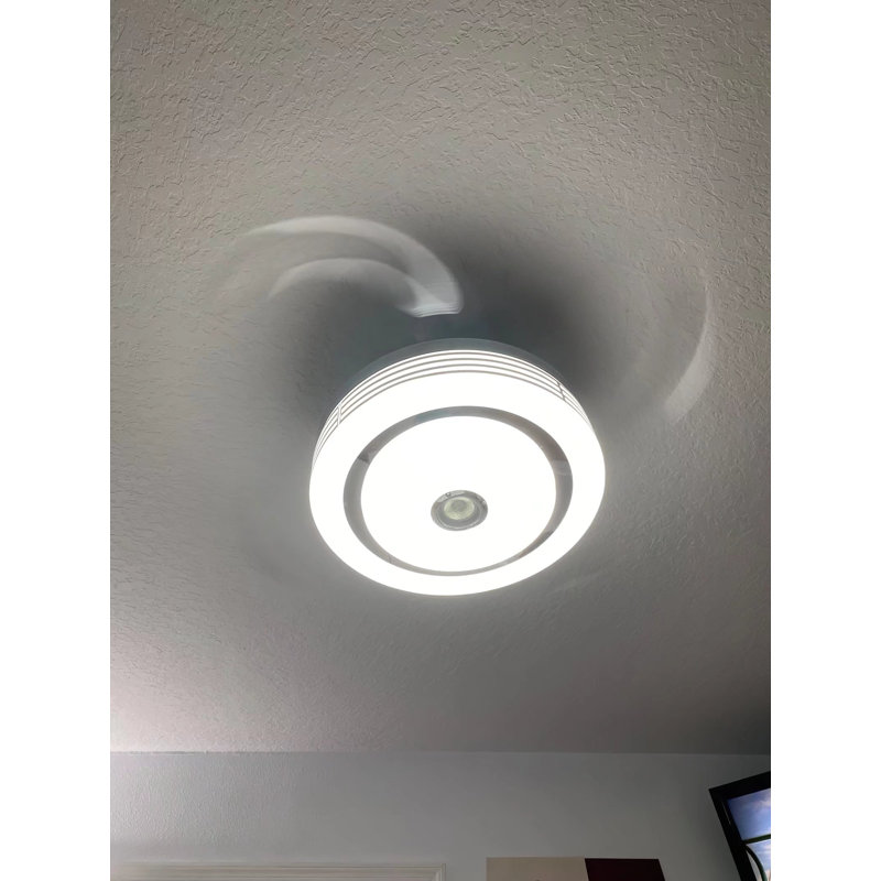Ventilateur de plafond moderne et intelligent avec lumière et haut-parleur Bluetooth