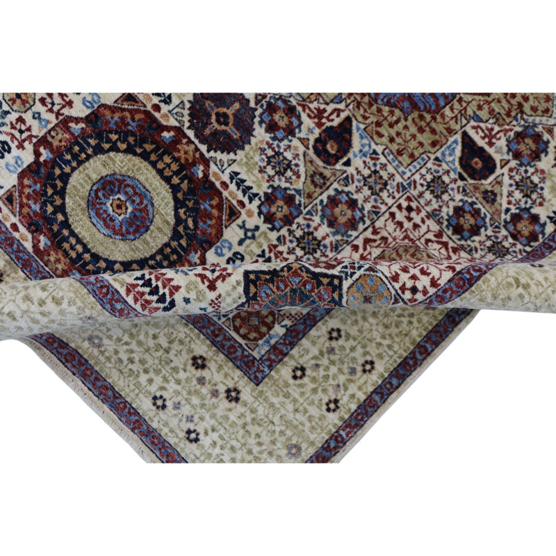 Hand Knotted Wool Area Rug in White