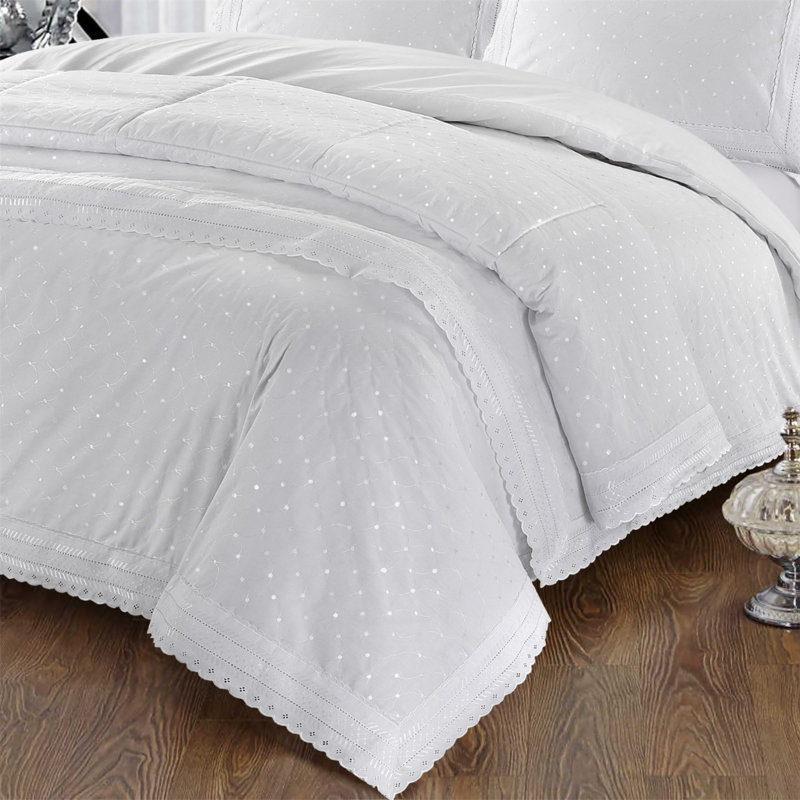Bradman Cotton Blend Geometric Bedspread