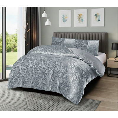 Emilia Duvet Cover Set with Pillowcases – Jacquard Damask Pattern, Luxury Textured Bedding Set, Double/King/Super King Sizes