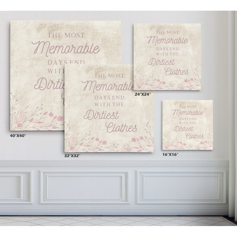 «Dirtestly Furniture», art textuel, H 32 po x l 32 po x P 1,5 po, Toile tendue