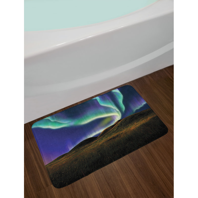 Tapis de bain East Urban Home, envers antidérapant, 30,2 po x 20 po, vert lime et blanc