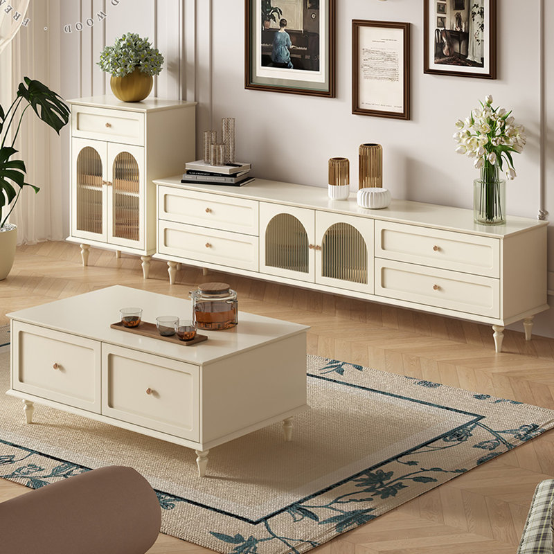 Table basse spacieuse en bois avec rangement