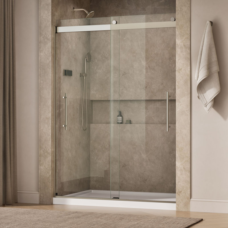 Porte de douche coulissante Levity Plus Less, H 81-5 / 8 po x l 56-5 / 8 - 59-5 / 8 po, avec verre transparent de 3/8 po d'épaisseur