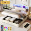 Bed-943729580