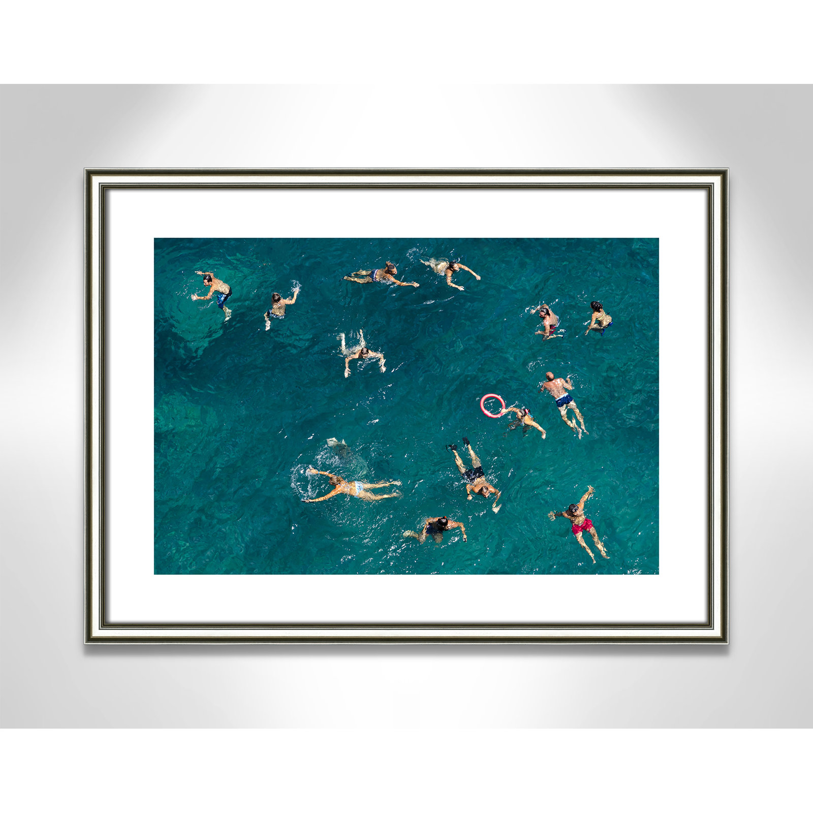 Tonti - Photograph Print, 17" H x 23" W x 0.88" D, Silver Framed Paper