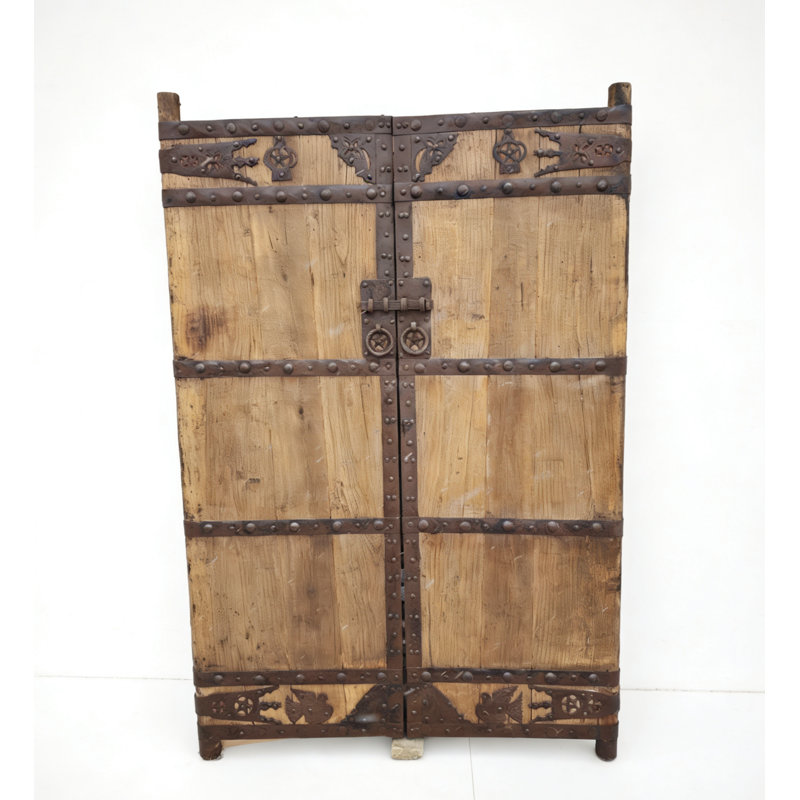 DYAG East Brown Solid Wood Pivot