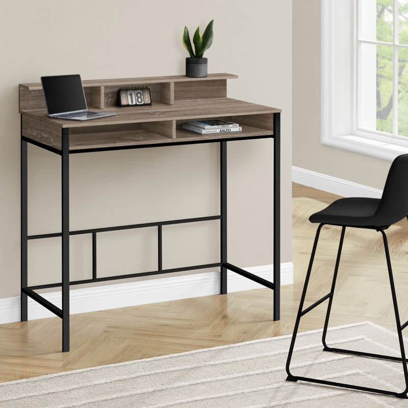 Bureau d'ordinateur contemporain avec tablettes de rangement, pour le bureau personnel et les espaces de travail modernes