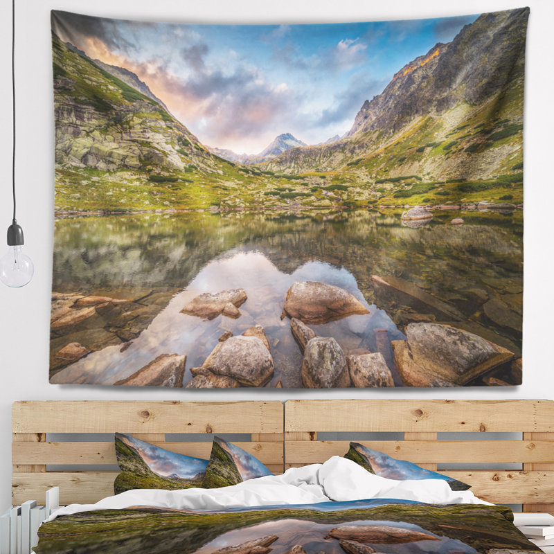 Tapisserie cascade Schafer Rocky Lake Above Skok, H 32 po x l 39 po
