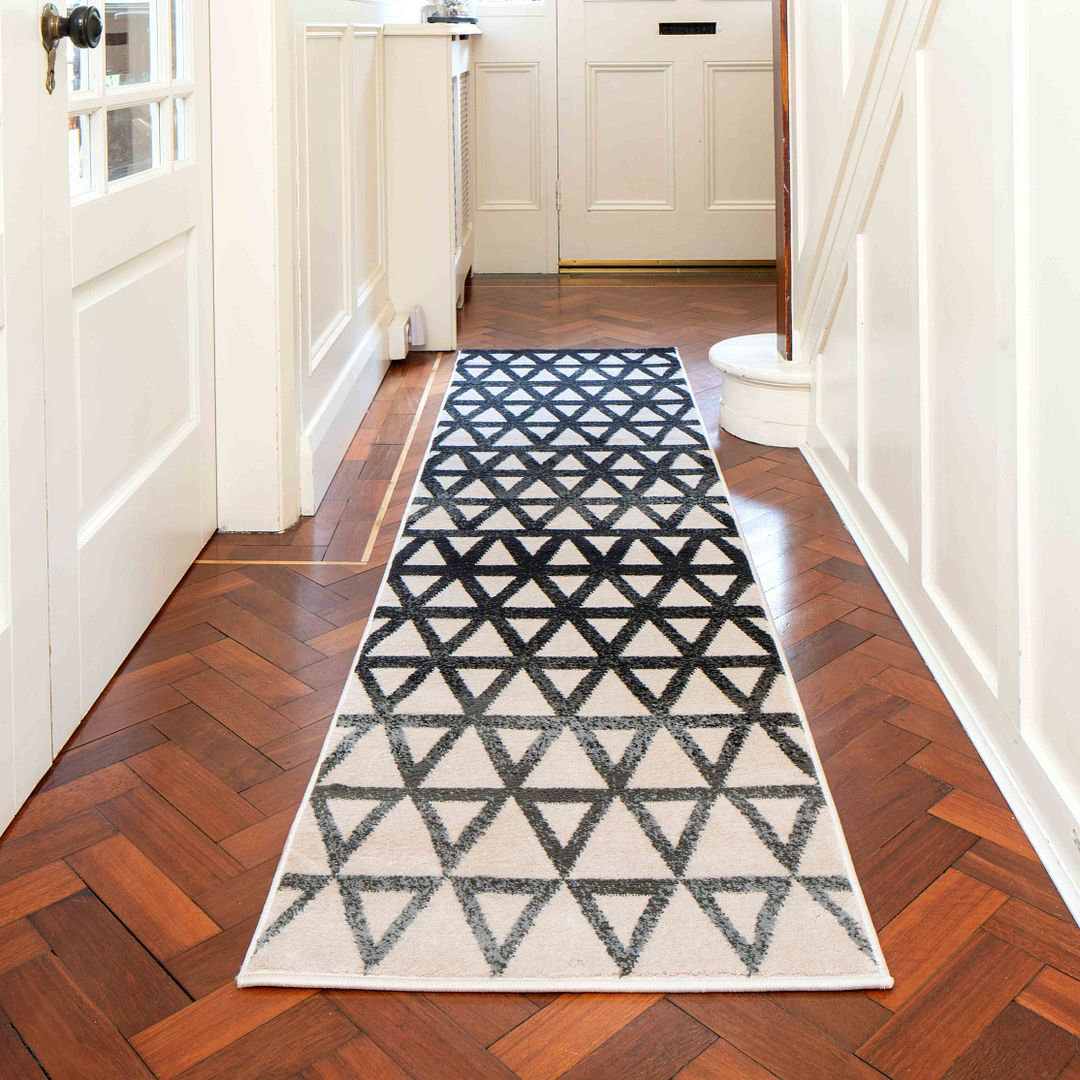 Ludgershall Power Loom Grey Rug