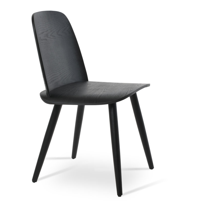 Chaise Janelle, Noir, noir, noir, noir