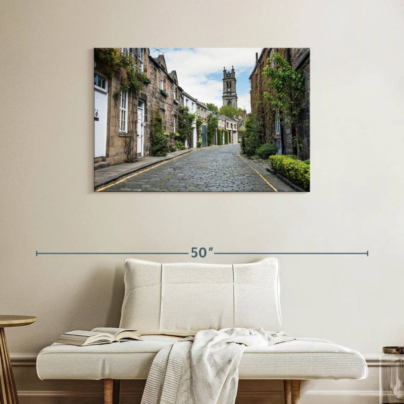 Nicci Edinburgh Circus Lane, 26" H x 39" W
