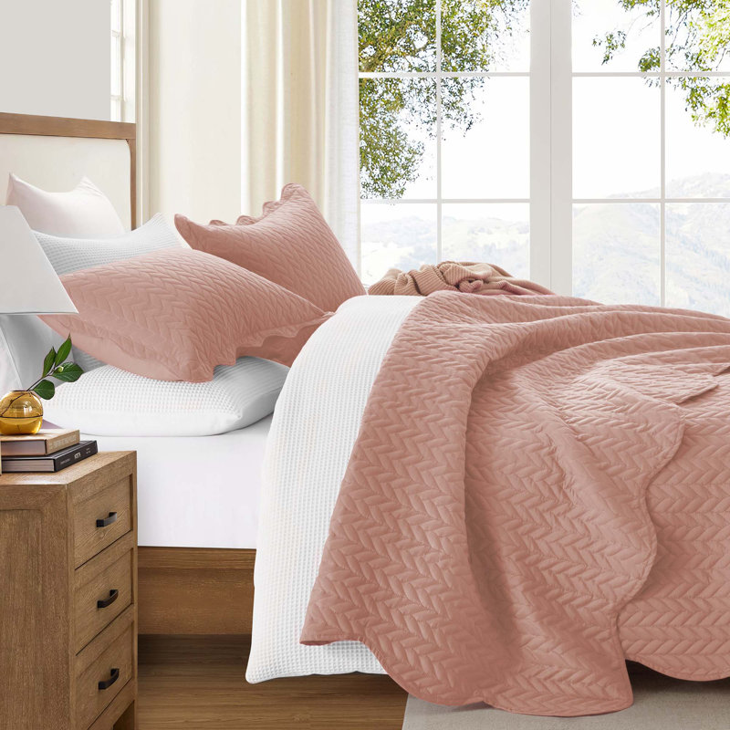 Embossed Microfiber Quilt Coverlet Set, Peach, Twin ( 66 Inc x 86 Inc )