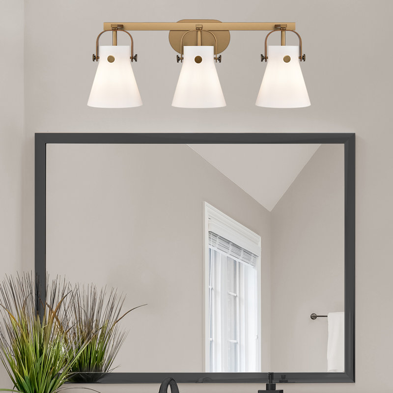 Éclairage pour meuble-lavabo mural 6 po 2 lumières Sidman, Blanc, Laiton brossé, Trois lumières