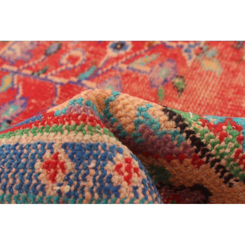 Tapis rouge Crocifissa 6 pi 5 po x 10 pi 4 po Crocifissa