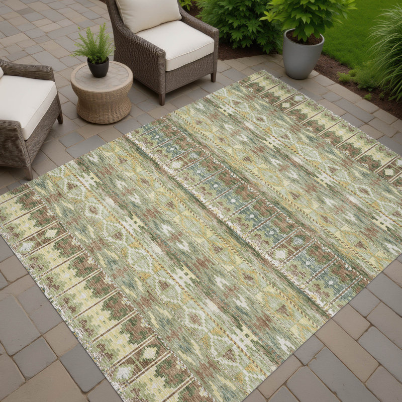 Machine Washable Indoor/Outdoor Chantille ACN2635 Lodge Rug, Aloe, 5' x 7'6"