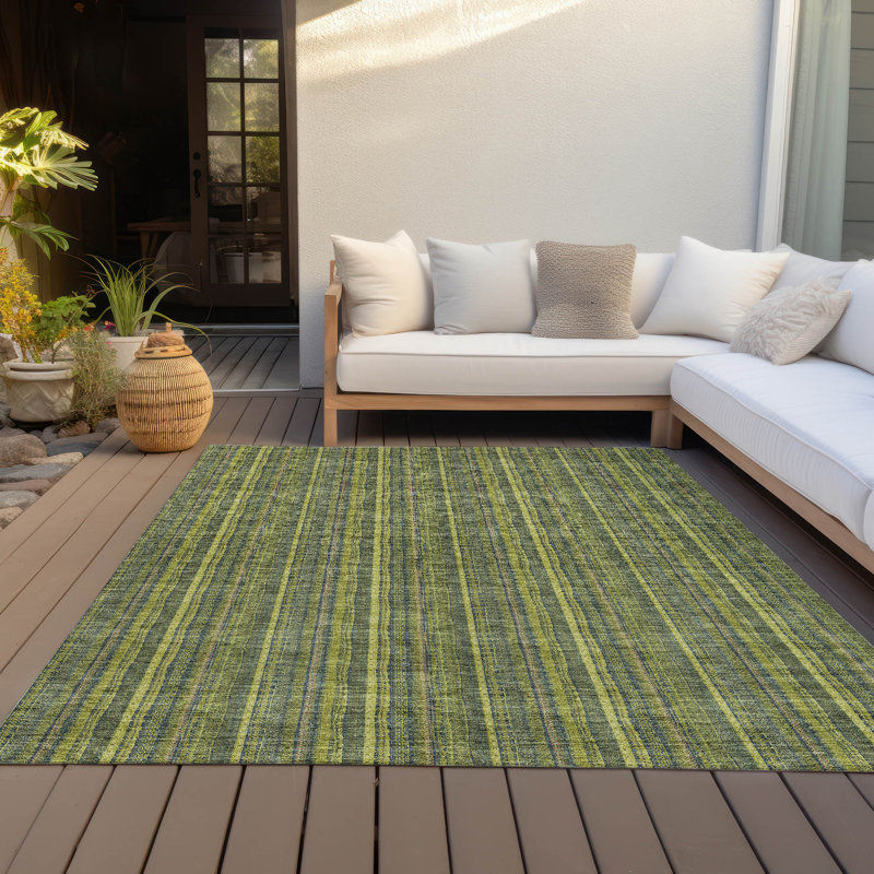 Chayden rug with non-slip backing, Rectangle 9 pi x 12 pi