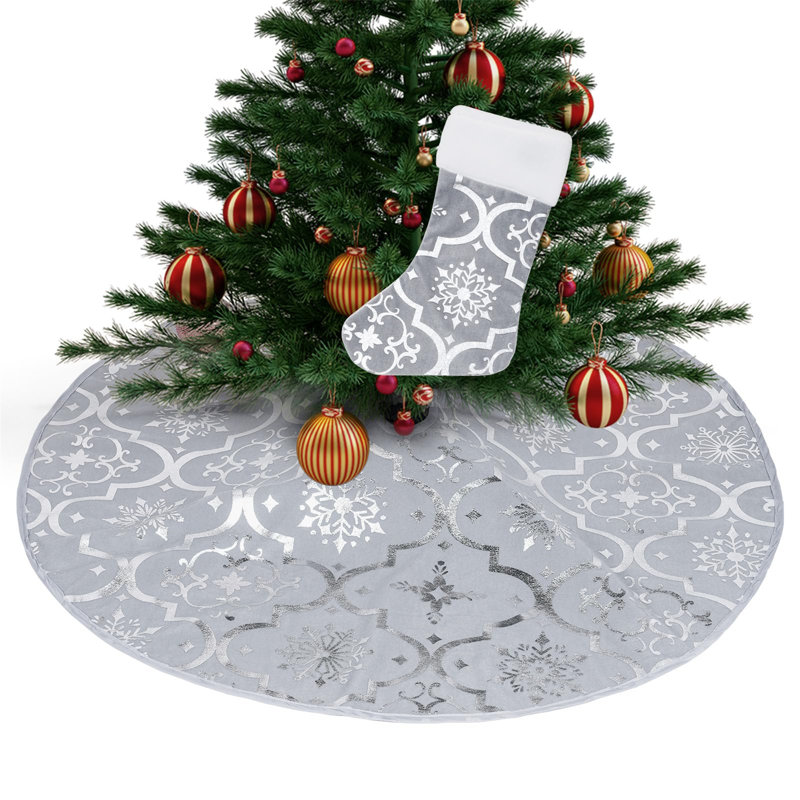 Antoanella Tree Skirt