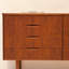 Grande table de buffet en forme d'arc