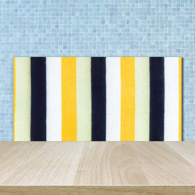 Longtin 50 cm. W x 100 cm. L Peel and Stick