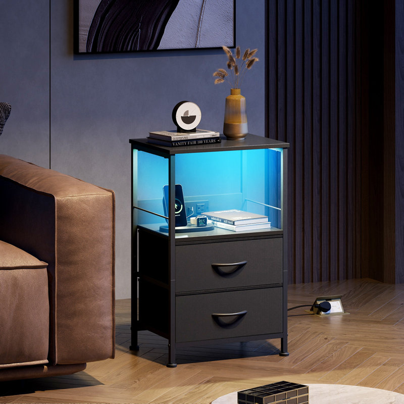 Table de chevet Gwytha 25,2 po avec station de recharge, lumières DEL RVB et 2 tiroirs en tissu, Noir, noir, noir, noir