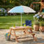 Table de pique-nique en bois pour enfants 37 "3-en-1 avec parasol et bassins de jeu, brun rougeâtre