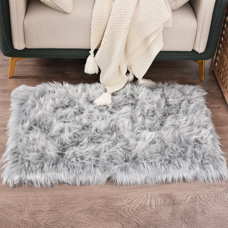 Gennine Faux Sheepskin Indoor Rug, Rectangle 3' x 5'
