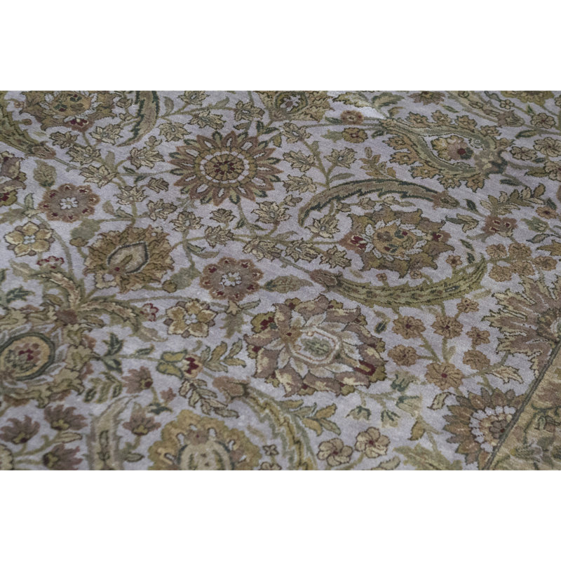 Tapis crème et doré noué à la main de haute qualité
