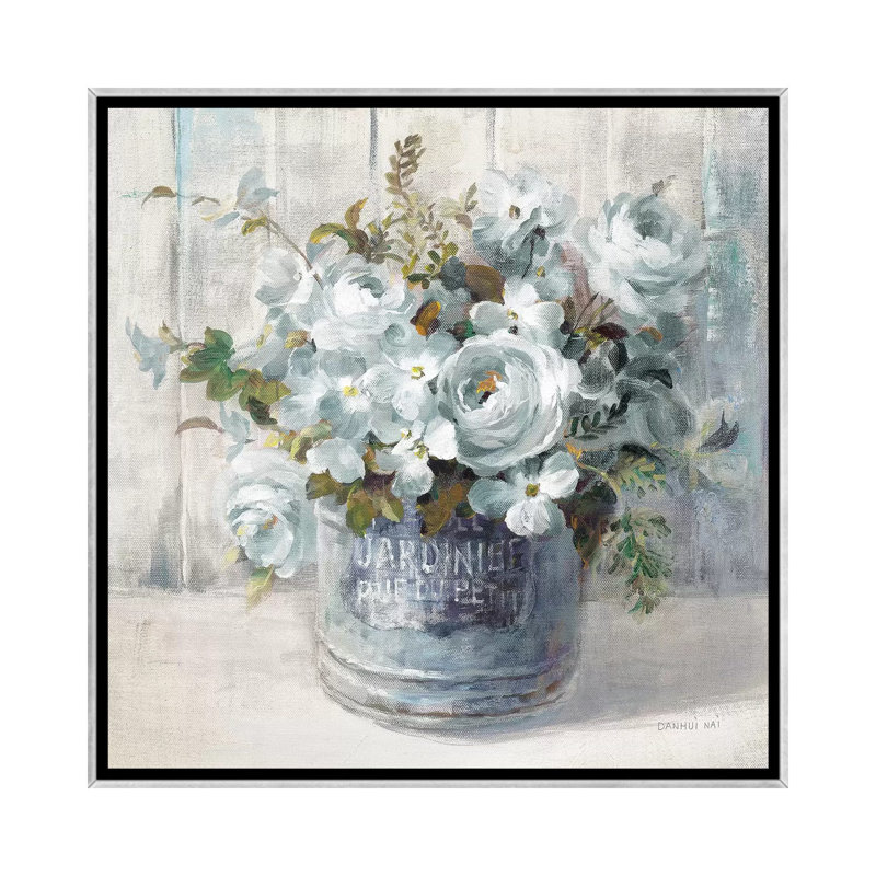 «Garden Blooms I» par Danhui Nai - reproduction d'art sur toile, Toile avec cadre argenté, H 37 po x l 37 po x P 1,5 po