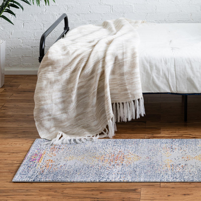 Oriental Indoor Rug, Runner 2'7" x 9'6"