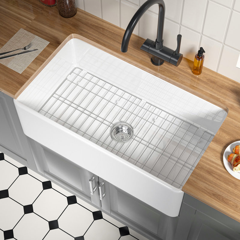 Évier de cuisine en argile réfractaire à tablier simple L 33 po x l 18 po avec crépine et grille inférieure, Blanc lustré