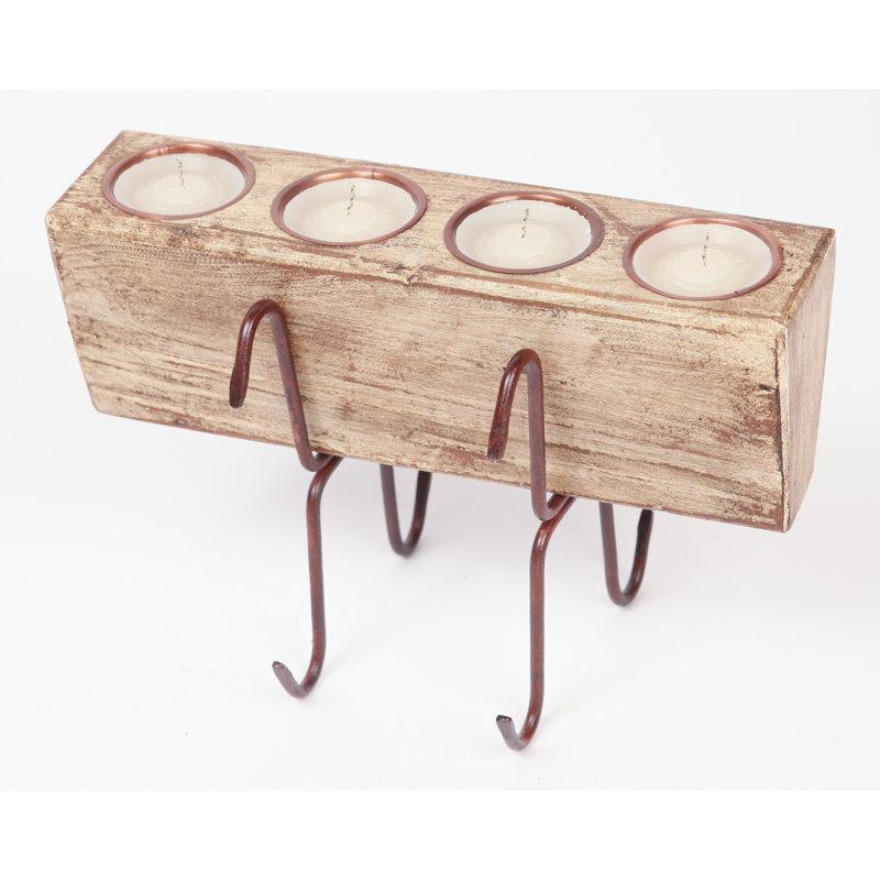 Candélabre en bois, Blanc antique