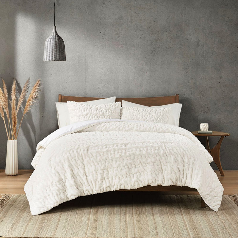 Luxury Bedding In - Queen Size Warm