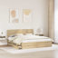 Bed-534880566-534880565