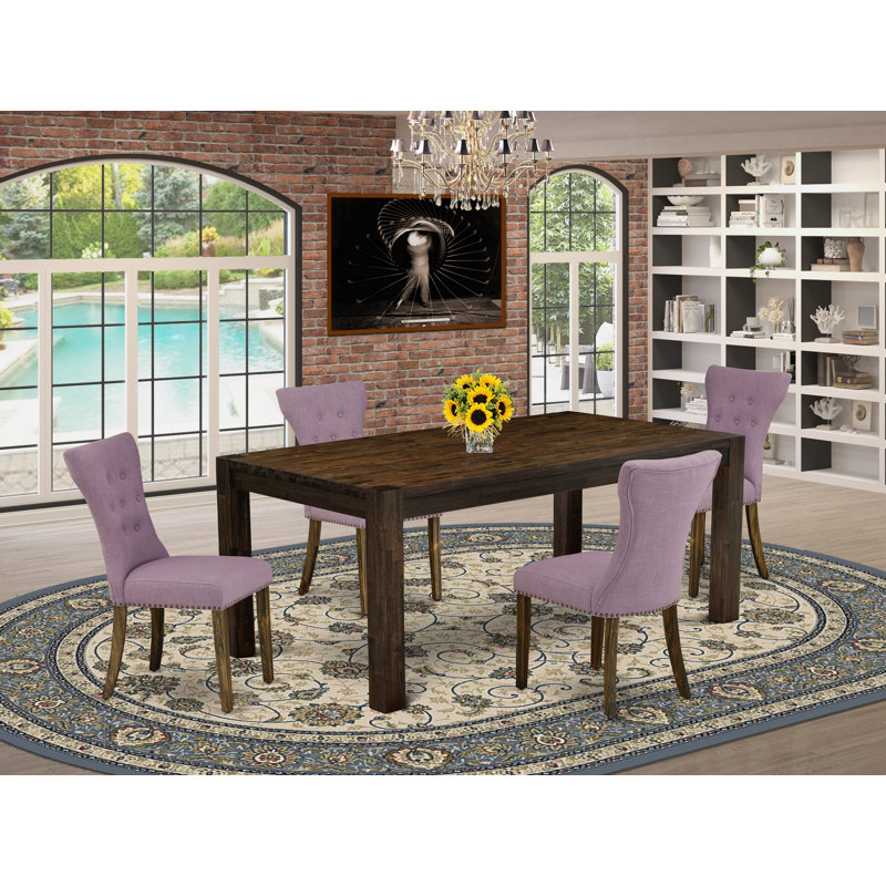 L'ensemble de table et de chaises de cuisine 5 pièces comprend une table de salle à manger rectangulaire en bois rustique et 4 chaises rembourrées en lin Dahlia