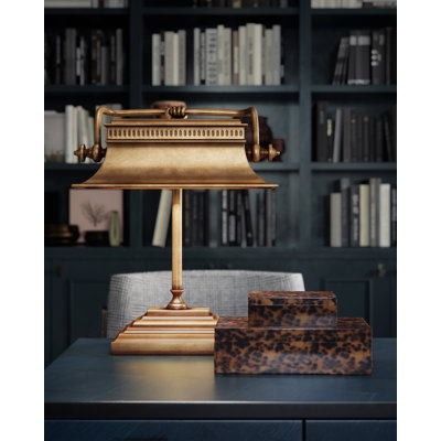 Malvasia Metal Desk Lamp