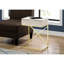 Table d'appoint en marbre beige avec structure et compartiment de rangement en métal doré, supports de surface latéraux modernes pour meubles de salon contemporains, tiroir pour l'intérieur de la maison