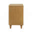 Table de chevet à 3 tiroirs Mid-Century cannelée, table de chevet avec profil incurvé et larges poignées lustrées dorées, table de bout pour le salon, la chambre à coucher, assemblage facile, naturel