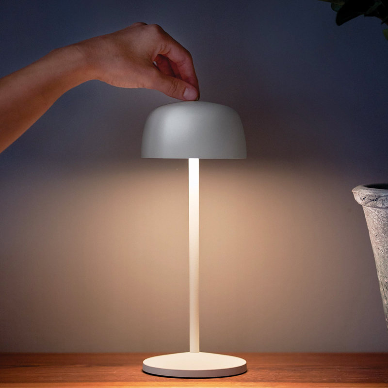Theta Pro Table Lamp, Matte White