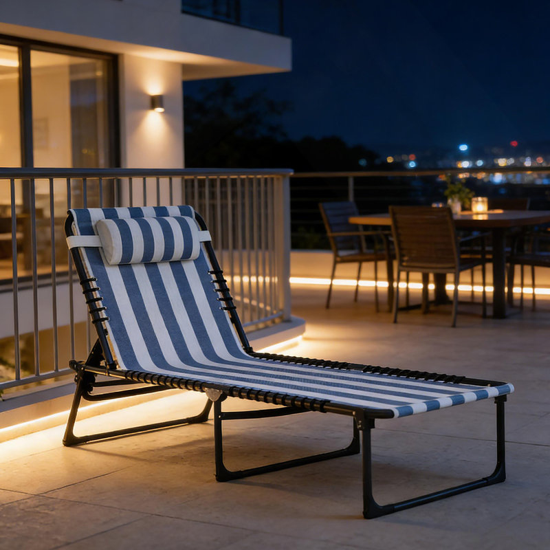 Chaise Lounge For Outdoor, White/Blue